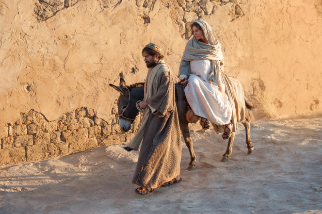 Luke 2:4–6, Mary and Joseph enter Bethlehem