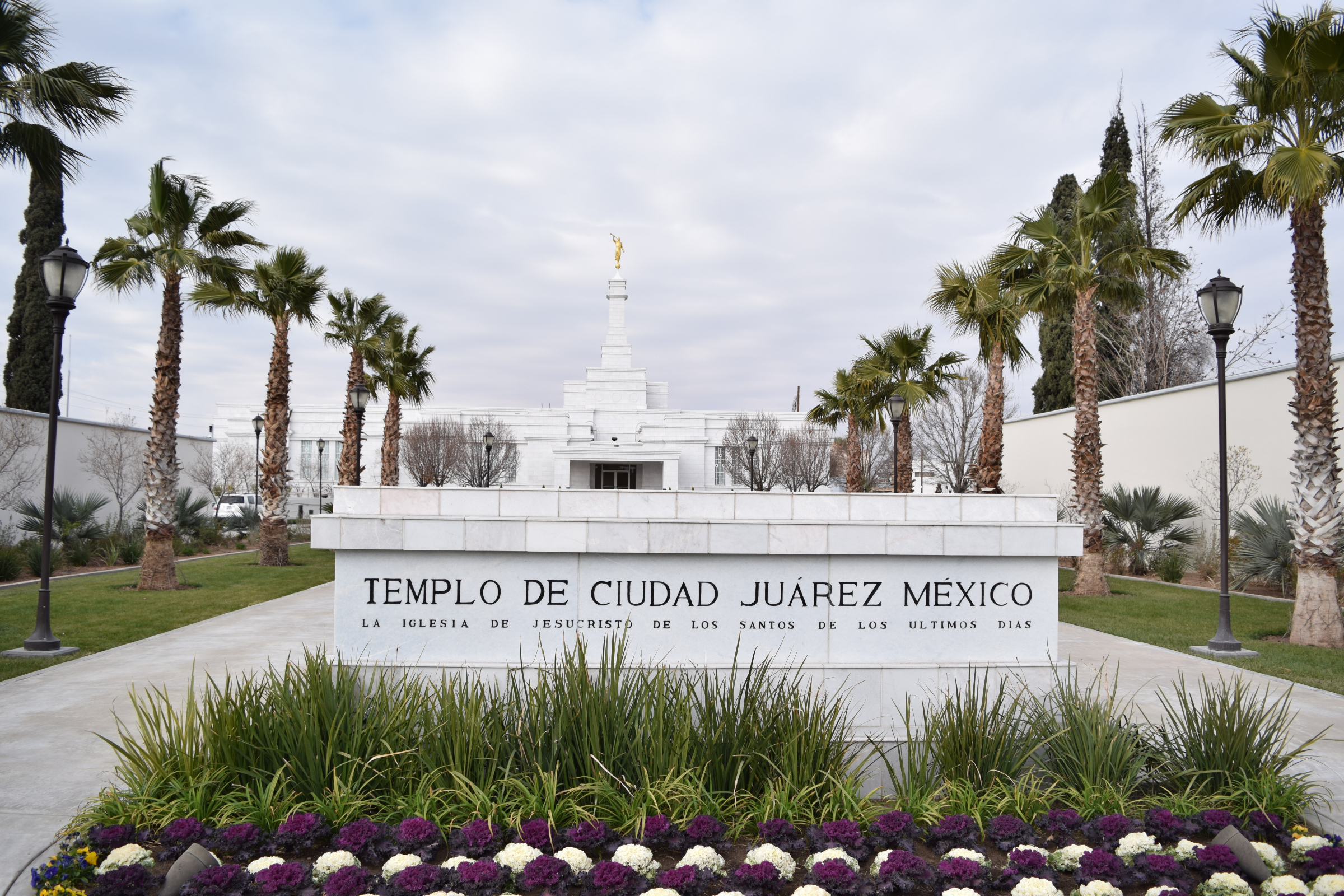 Ciudad Juárez Mexico Temple Sign