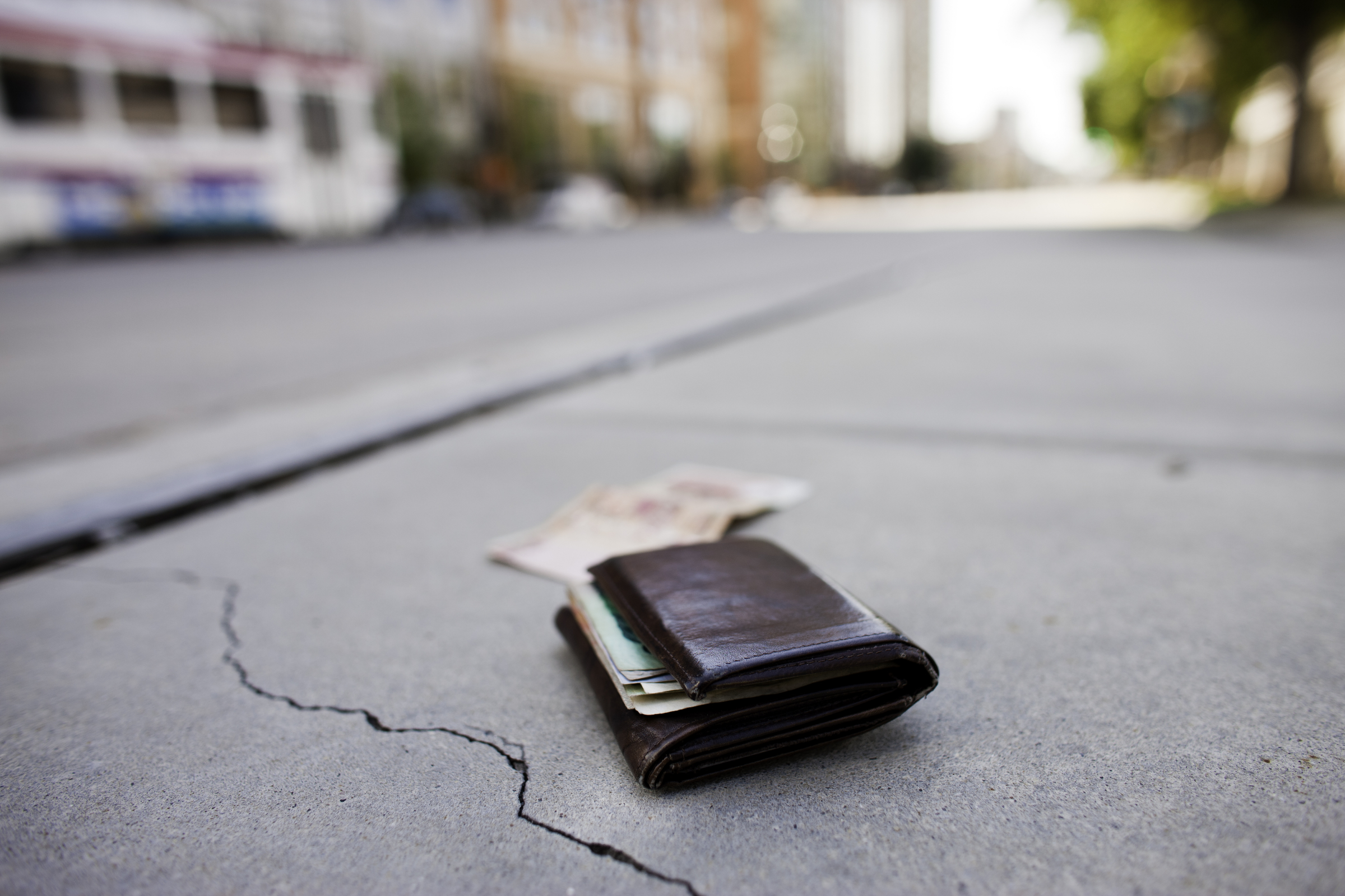 wallet on the ground