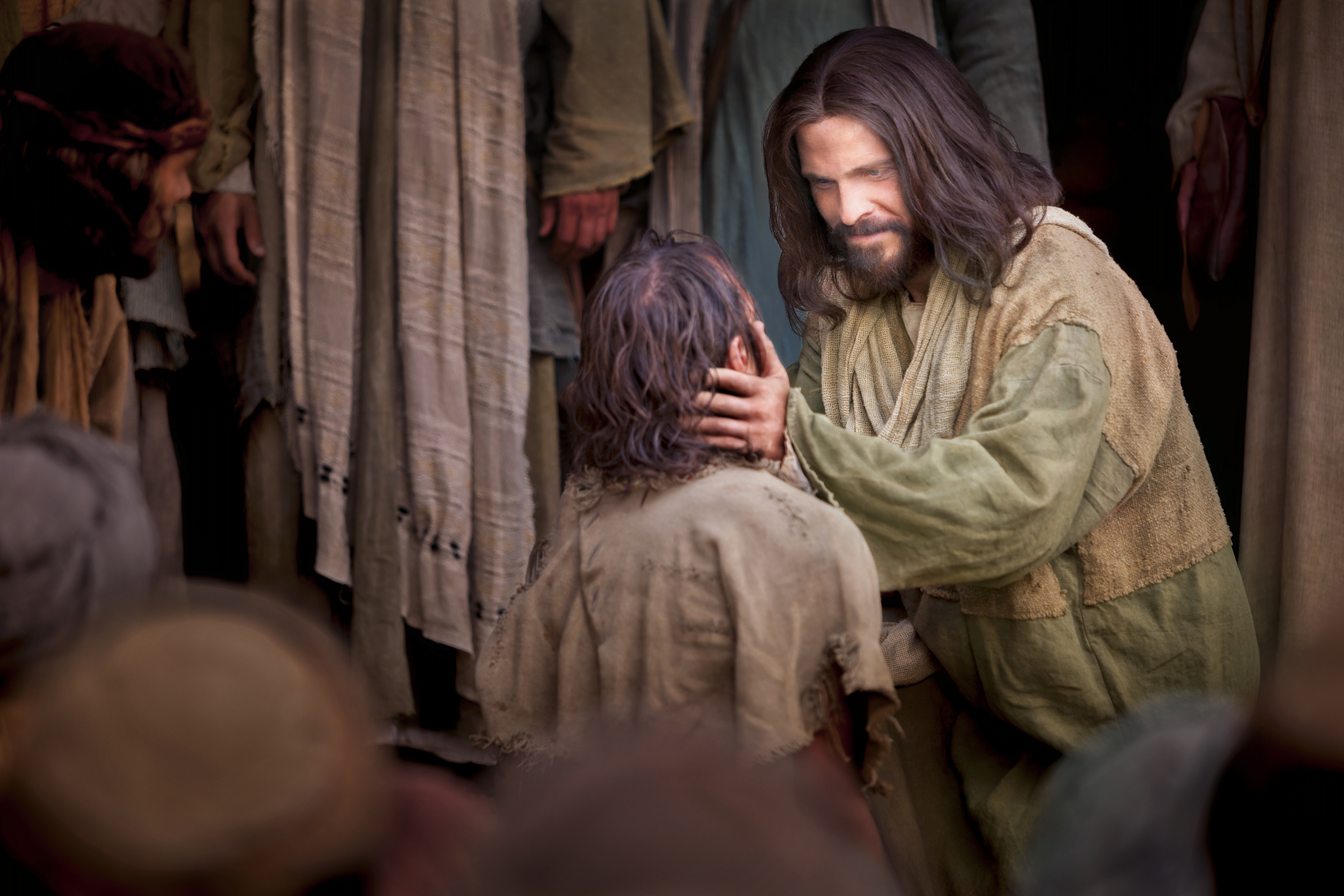 Jesus Performs Healing Miracles | Mormon Channel